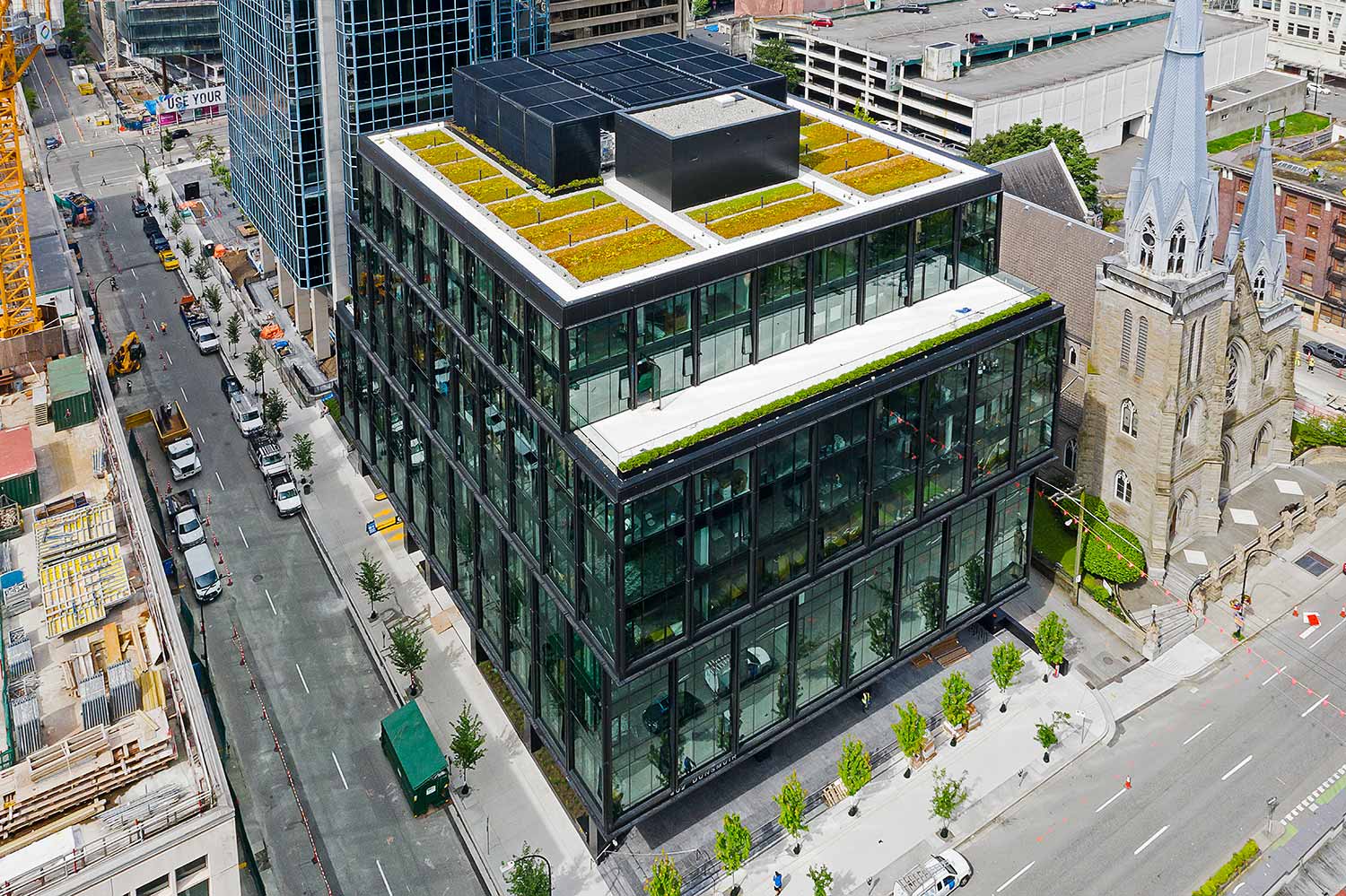 402 Dunsmuir
